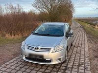 Gebraucht Toyota Auris 99 PS (72 kW) 2010 Silber Kleinwagen