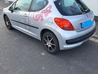 Gebraucht Peugeot 207 Urban Move 73 PS (53 kW) 2007 Silber Limousine