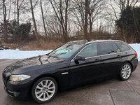 Gebraucht BMW 530 245 PS (180 kW) 2011 Schwarz Kombi
