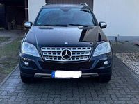 Gebraucht Mercedes ML350 211 PS (155 kW) 2009 Schwarz SUV