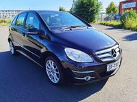 Gebraucht Mercedes B200 136 PS (100 kW) 2010 Schwarz Van / Kleinbus