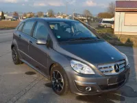 Gebraucht Mercedes B200 150 PS (110 kW) 2010 Grau Van / Kleinbus