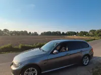 Gebraucht BMW 320 184 PS (135 kW) 2010 Grau Kombi