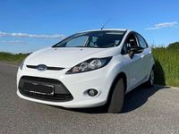 Gebraucht Ford Fiesta 82 PS (60 kW) 2009 Weiß Kleinwagen