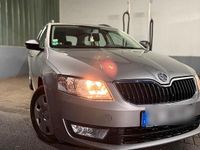 Gebraucht Skoda Octavia 105 PS (77 kW) 2014 Kleinwagen