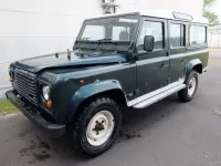 Gebraucht Land Rover Defender 113 PS (83 kW) 1998 Grün Kombi