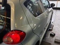 Gebraucht Toyota Aygo 68 PS (50 kW) 2006 Blau Kleinwagen