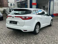 Usata Renault Mégane Life 101 CV (74 kW) 2017 Bianco Berlina