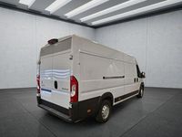 Second-hand Citroën Jumper 165 CP (121 kW) 2024 Alb Monovolum