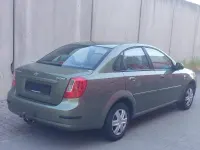 Gebraucht Chevrolet Kalos 110 PS (80 kW) 2003 Grün Limousine