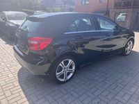 Usata Mercedes A180 122 CV (89 kW) 2012 Nero Berlina
