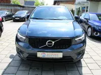 Gebraucht Volvo XC40 Plus 179 PS (131 kW) 2022 Denimblue (metallic) SUV