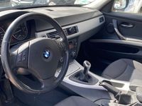 gebraucht BMW 320 3er i Touring / KLIMAAUTOMATIK / SHZ / ALU *
