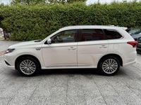 Gebraucht Mitsubishi Outlander P-HEV Diamant Edition 135 PS (99 kW) 2019 Weiß SUV