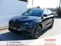 Neu Skoda Karoq SportLine 190 PS (139 kW) 2026 Blackmagic perleffekt SUV