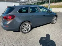 Gebraucht Opel Astra 140 PS (102 kW) 2013 Grau Kombi
