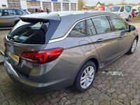 gebraucht Opel Astra KSports Tourer DynamicAutomatik +AHK + LHZ + SHZ + PDC +