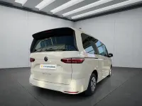 Nouă VW Multivan 150 CP (110 kW) 2026 Bej Monovolum