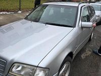 Gebraucht Mercedes C180 122 PS (89 kW) 1999 Silber Kombi