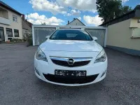 Gebraucht Opel Astra 87 PS (63 kW) 2011 Weiß Kleinwagen