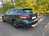 Gebraucht Toyota Avensis T2 147 PS (108 kW) 2010 Blau Kombi