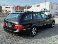 Gebraucht Mercedes E220 Avantgarde 170 PS (125 kW) 2008 Schwarz Kombi
