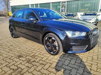 Gebraucht Audi A3 Attraction 179 PS (131 kW) 2013 Phantomschwarz perleffekt Limousine