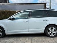 Gebraucht Skoda Octavia Ambition 150 PS (110 kW) 2018 Weiß Kombi