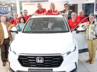 Gebraucht Honda Jazz Elegance 102 PS (75 kW) 2018 Brillant sporty blue metallic Kleinwagen