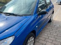 Gebraucht Peugeot 206 75 PS (55 kW) 2001 Blau Kleinwagen
