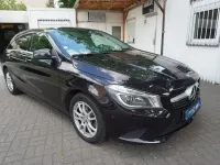 Gebraucht Mercedes CLA200 AMG line 136 PS (100 kW) 2016 Blau Limousine