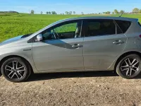 Gebraucht Toyota Auris Hybrid 99 PS (72 kW) 2015 Grau Limousine