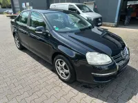 Brugt VW Jetta 105 HK (77 kW) 2005 Sort Sedan