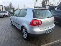 Gebraucht VW Golf V Trendline 105 PS (77 kW) 2004 Silber Kleinwagen
