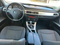 Gebraucht BMW 318 143 PS (105 kW) 2011 Limousine