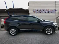 Gebraucht Volvo XC60 Summum 190 PS (139 kW) 2017 Magic blue (metallic) SUV