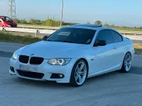 Gebraucht BMW 330 245 PS (180 kW) 2011 Coupé