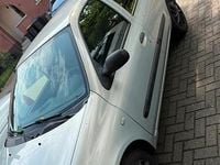 Gebraucht Renault Clio II 75 PS (55 kW) 2004 Silber Kleinwagen