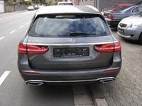 Używany Mercedes E220 194 KM (142 kW) 2017 Szary Sedan/Limuzyna