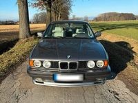 Gebraucht BMW 525 192 PS (141 kW) 1993 Grau Limousine