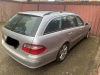 Gebraucht Mercedes E220 150 PS (110 kW) 2003 Silber Kombi