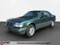 Gebraucht Mercedes E220 150 PS (110 kW) 1994 Grün Coupé