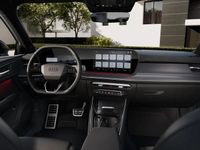 Neu Audi Q3 S-Line 204 PS (150 kW) 2025 Salbeigrün metallic SUV