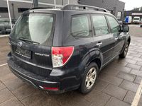 gebraucht Subaru Forester 2.0 4WD Klima 8 X Bereift