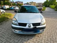 Gebraucht Renault Clio II Expression 58 PS (42 kW) 2002 Silber Kleinwagen