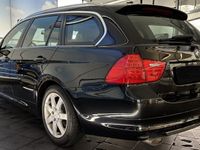 gebraucht BMW 320 d xDrive Touring Sport M Paket Allrad gr. Navi + Schiebed