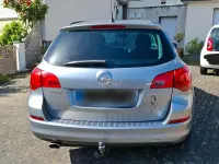 Gebraucht Opel Astra 140 PS (102 kW) 2012 Grau Kombi