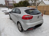 Gebraucht Kia Rio Edition 7 109 PS (80 kW) 2011 Grau Kleinwagen