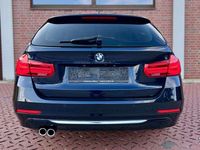 gebraucht BMW 325 325 d Touring Aut. Luxury Line Imperial Blau F31