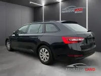 Gebraucht Skoda Superb Active 125 PS (91 kW) 2018 Schwarz Kombi
